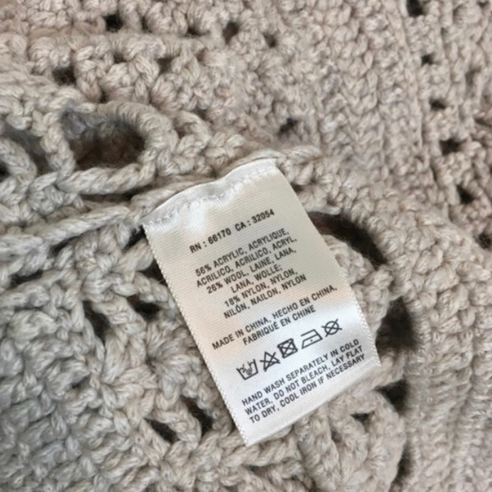 Anthropologie crochet sweater vest boho - Picture 9 of 9